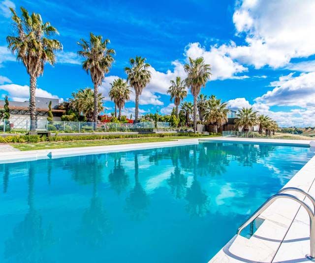 Palmeral Resort piscina de la finca